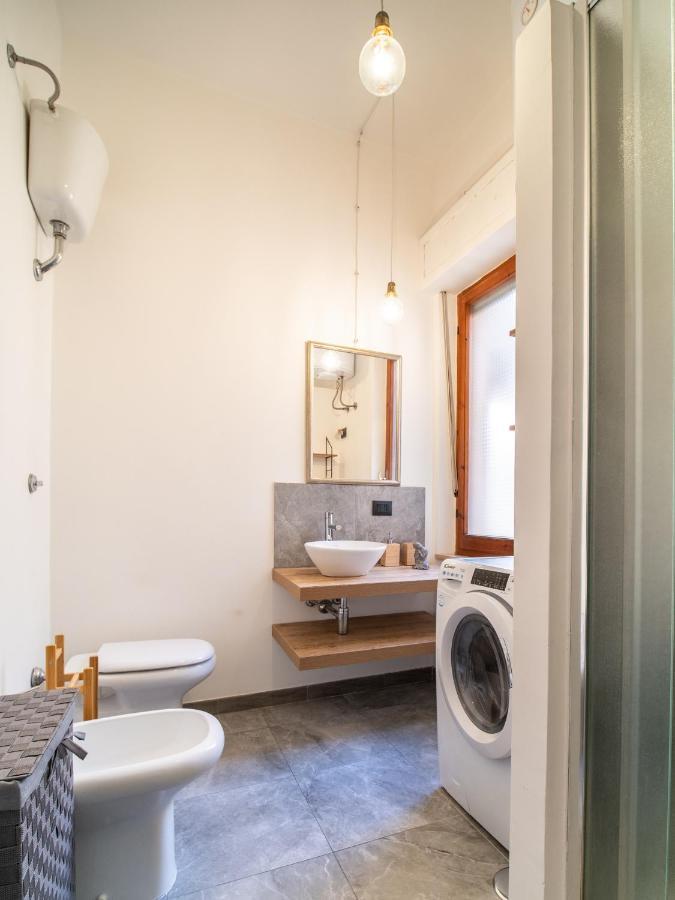 Little Diamond - City Centre Apartment Cagliari Exterior photo