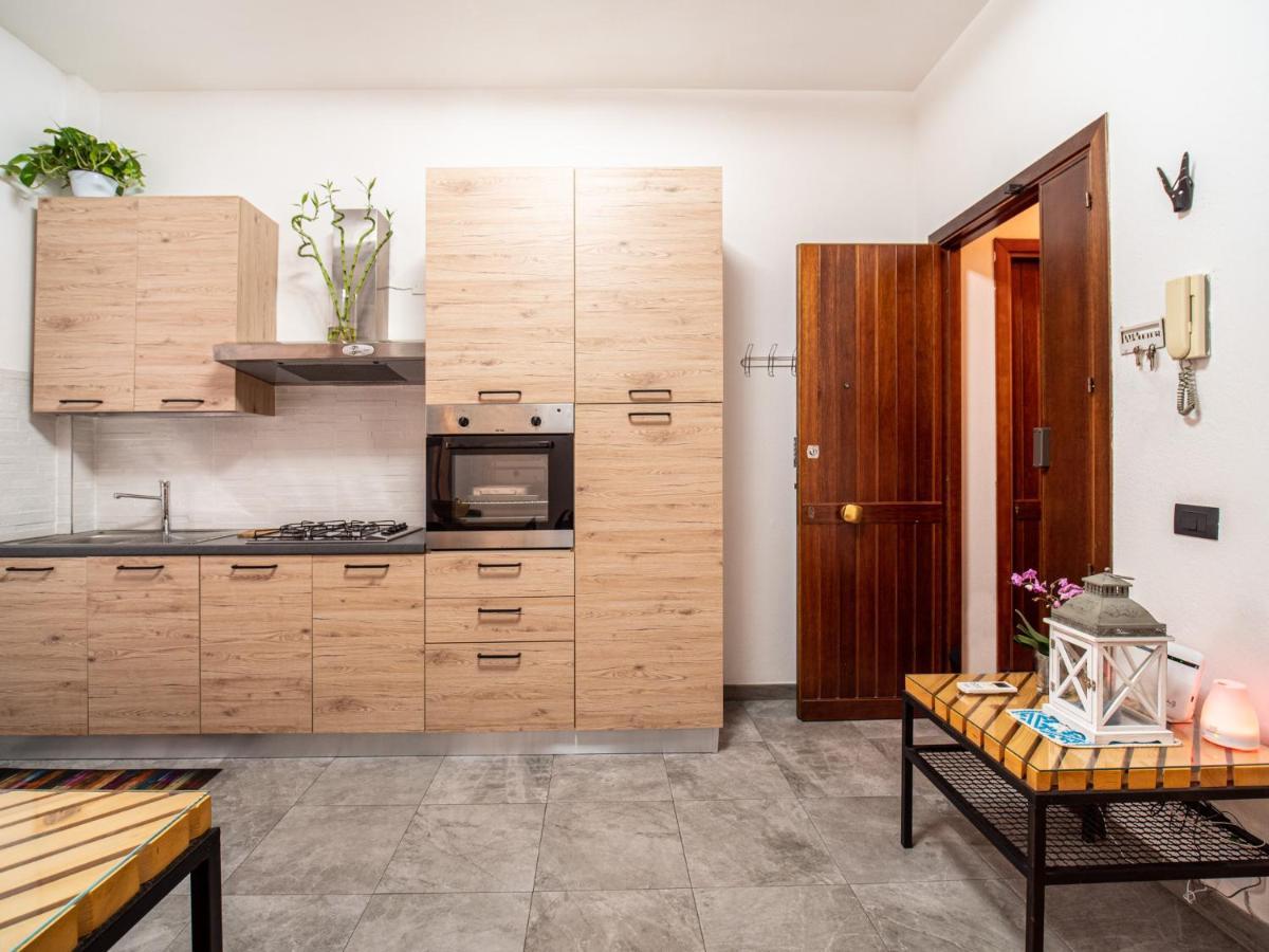 Little Diamond - City Centre Apartment Cagliari Exterior photo